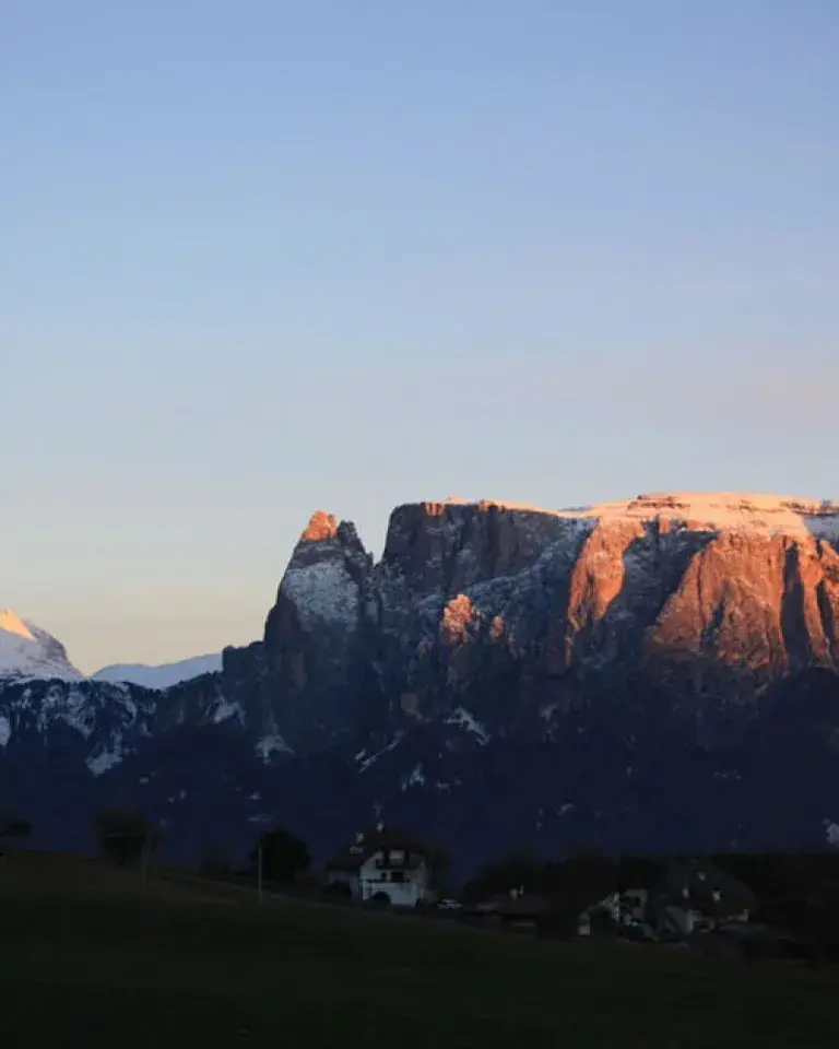 Schlern im Alpenglühen